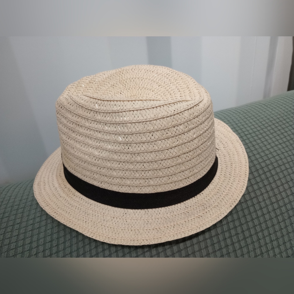 Straw style fedora hat cream and black hat band